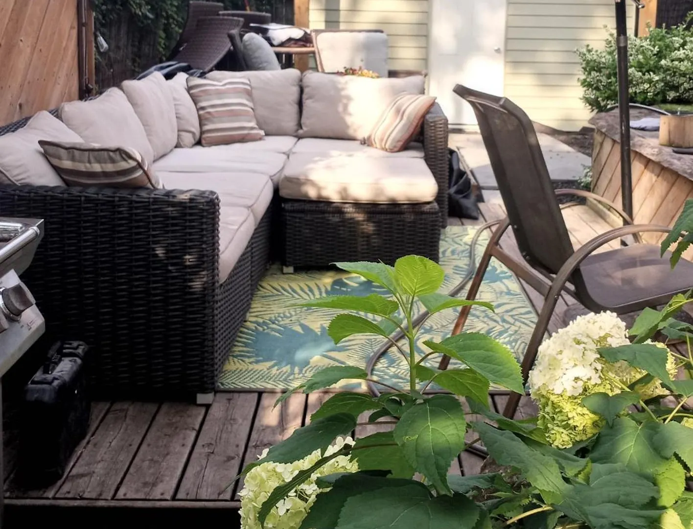 Modern Upper Beach Private Suite トロント カナダ